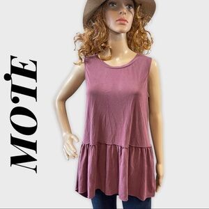 Mote Berry  Sleeveless top with ruffle detail